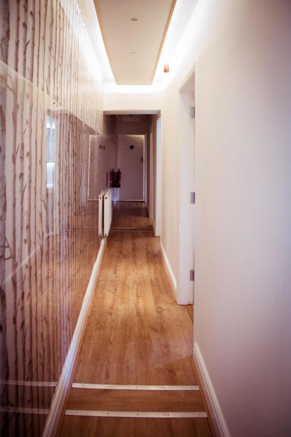 Lakes Boutique Hostel Apartment Windermere Bagian luar foto